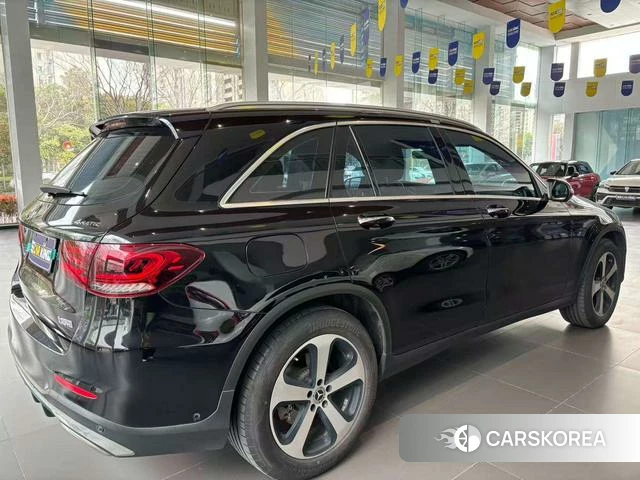 Mercedes-Benz GLC 2022 Черный из Китая, фото 2