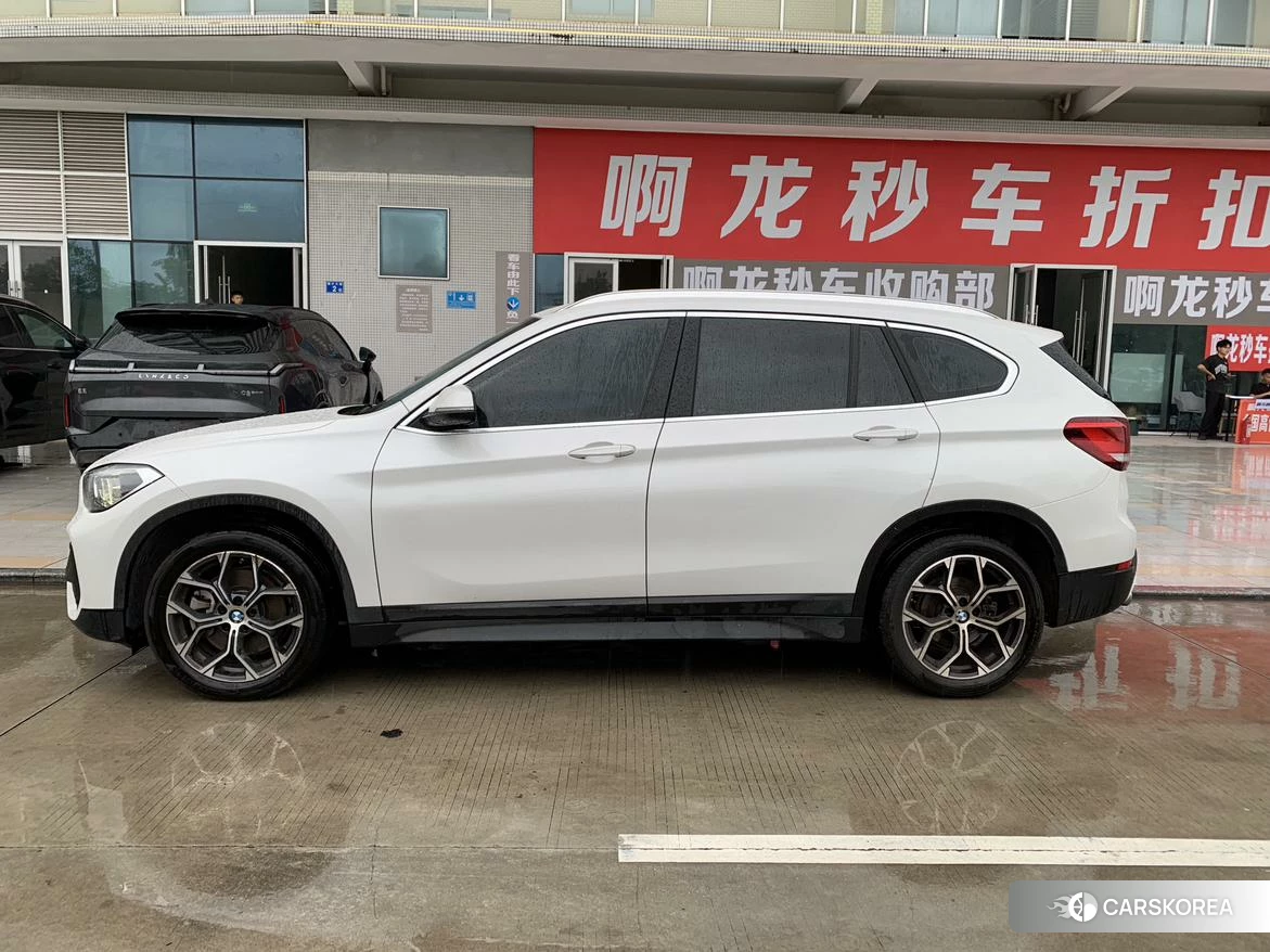 BMW X1 2020 Белый из Китая, фото 2
