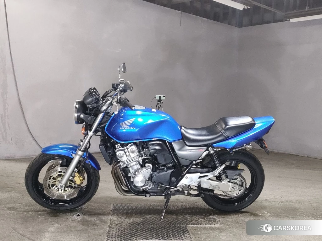 Проданный Honda CB400SF 2020 из Японии, фото 2