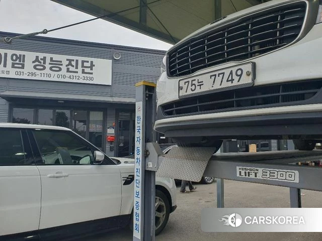 Kia The New Carnival 2018 Белый из Кореи, фото 2