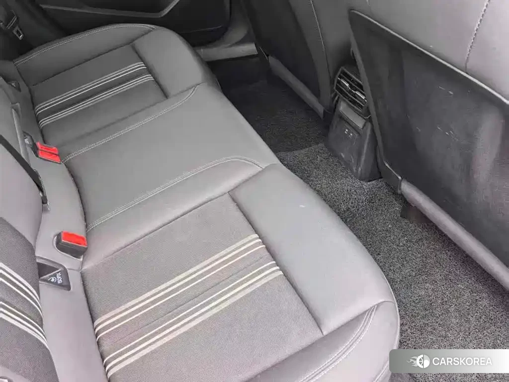 Audi A3 2024 Белый из Китая, фото 4