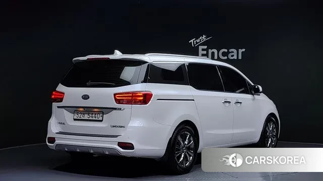 Kia The New Carnival id 3403146 из Кореи 12