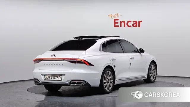 Hyundai The New Grandeur IG Hybrid id 3766077 из Кореи 12