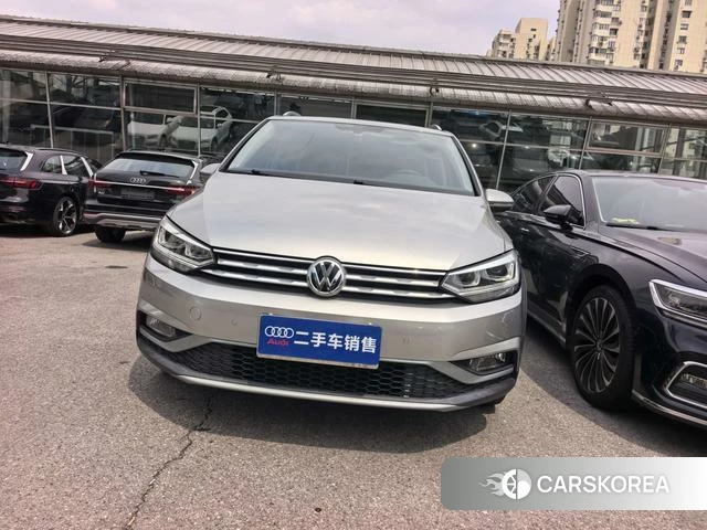 Volkswagen Touran L id 4276248 из Китая 12