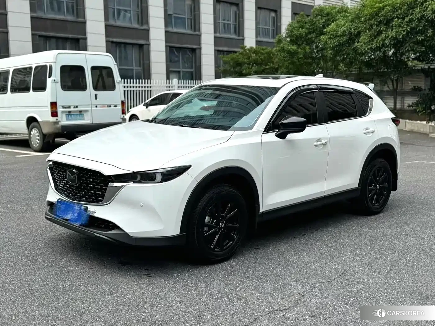 Mazda CX-5 2023 Белый из Китая, фото 2