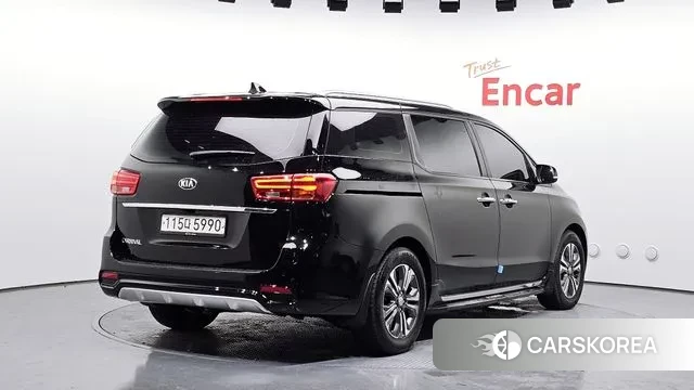 Kia The New Carnival id 3717980 из Кореи 12