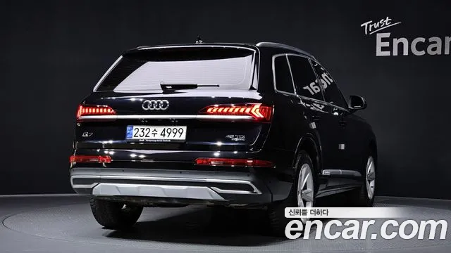 Audi Q7 (4M) id 2833645 из Кореи 12
