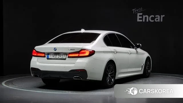 BMW 5 Series (G30) id 3012000 из Кореи 12