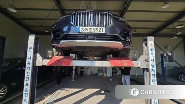 BMW X7 (G07) 2021 Серый из Кореи, фото 2