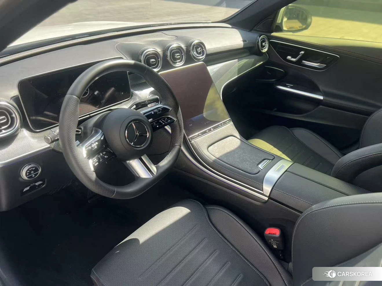 Mercedes-Benz Class C 2024 Белый из Китая, фото 2