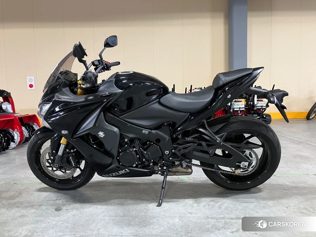 Проданный Suzuki GSX-S1000F 2018 из Японии