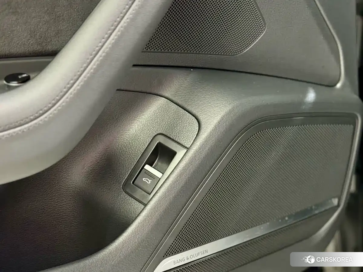Audi RS 6 id 4583913 из Китая 12