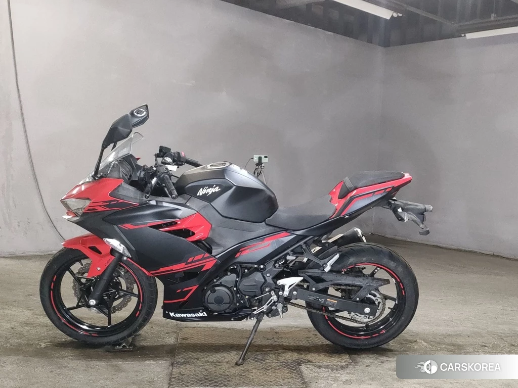 Проданный Kawasaki NINJA 250 2018 из Японии, фото 2