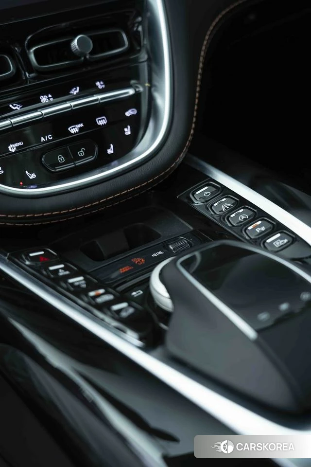 Aston Martin DBX id 4238519 из Китая 11