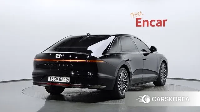 Hyundai Grandeur Hybrid (GN7) id 3158935 из Кореи 12