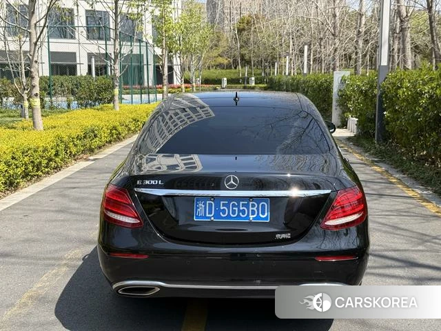 Mercedes-Benz E-class 2019 Черный из Китая, фото 2