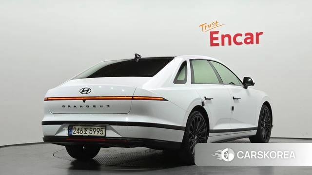 Hyundai Grandeur Hybrid (GN7) id 4421740 из Кореи 12
