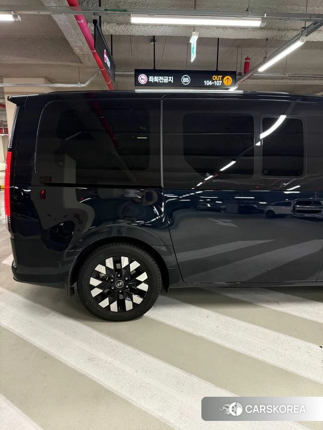 Hyundai Staria 2024 Синий из Кореи, фото 2