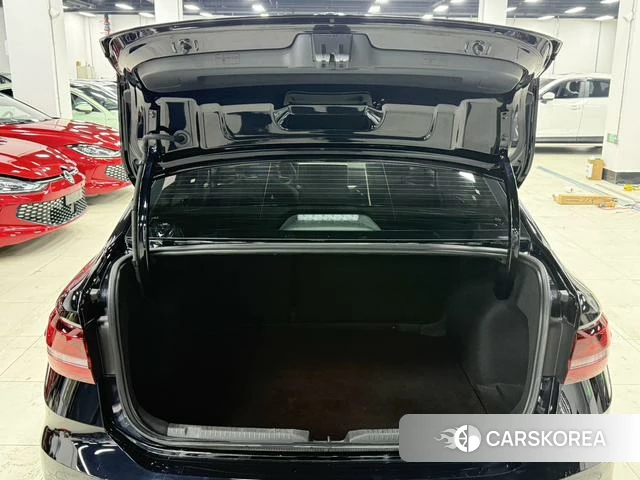 Volkswagen Lavida id 4278603 из Китая 12