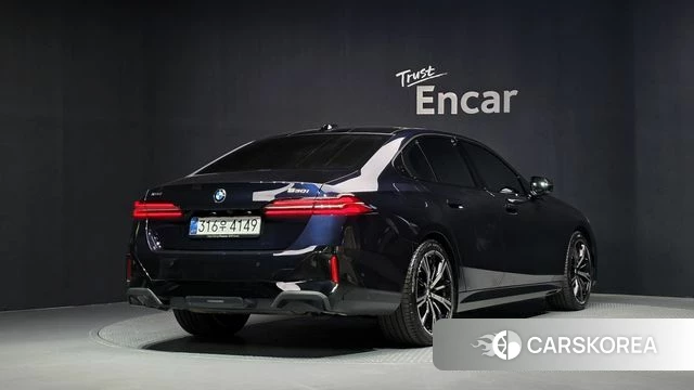 BMW 5 Series (G60) id 4664759 из Кореи 12