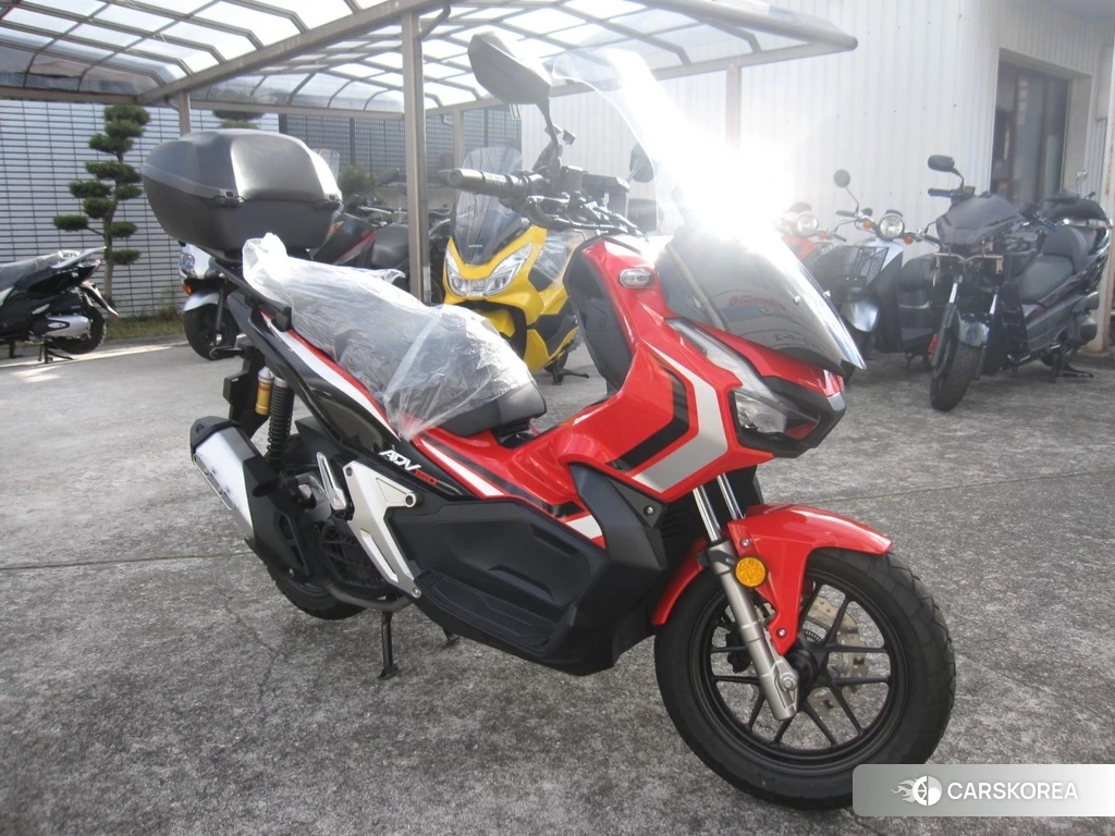 Проданный Honda ADV150 2019 из Японии, фото 2