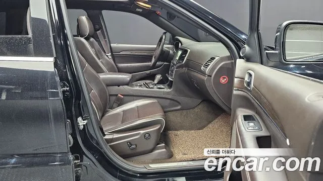 Jeep Grand Cherokee id 2632210 из Кореи 12