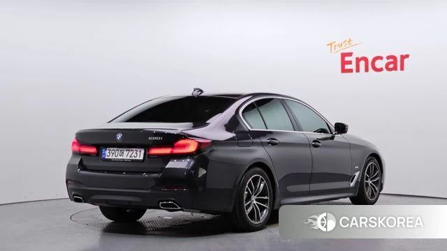 BMW 5 Series (G30) id 4315932 из Кореи 12