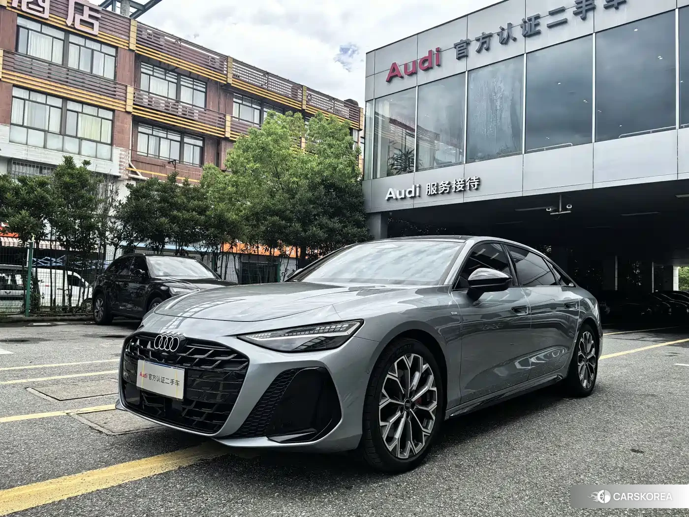 Audi A6L id 4548308 из Китая 12
