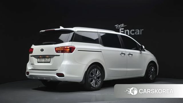 Kia The New Carnival id 4459261 из Кореи 12