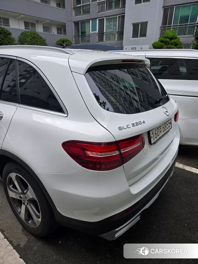 Mercedes-Benz GLC-Class X253 2018 Белый из Кореи, фото 2