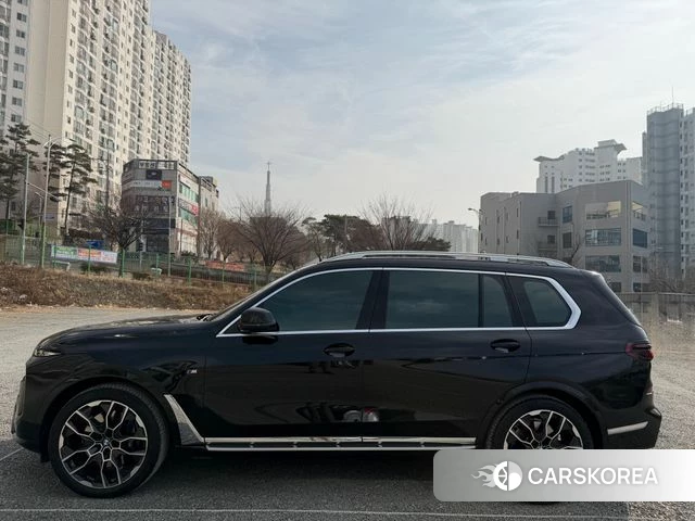 BMW X7 (G07) 2024 Черный из Кореи, фото 6