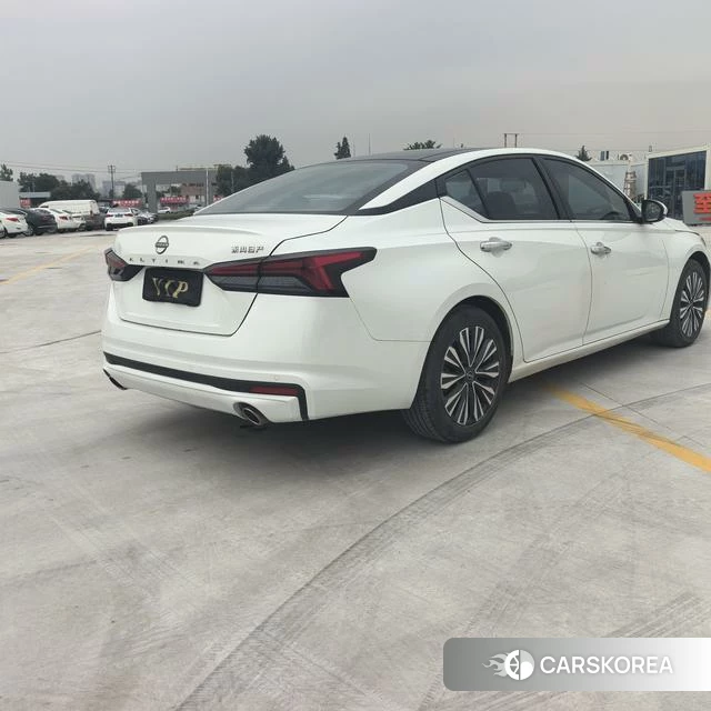 Nissan Teana 2023 Белый из Китая, фото 3