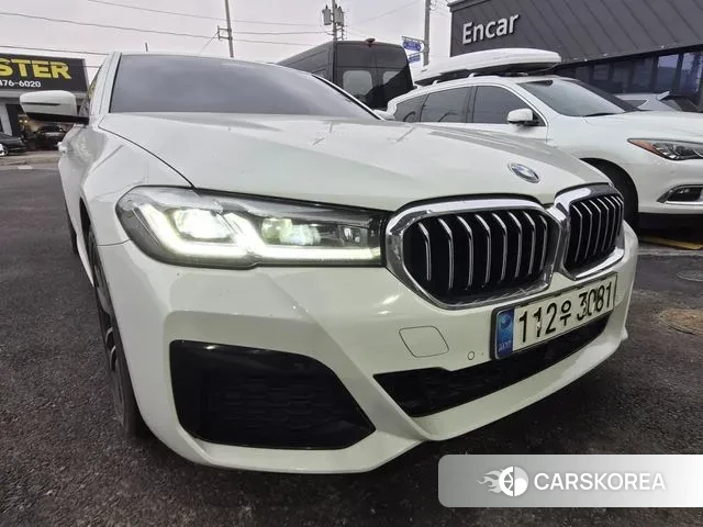 BMW 5 Series (G30) id 3488803 из Кореи 9