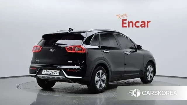 Kia Niro id 3408108 из Кореи 12