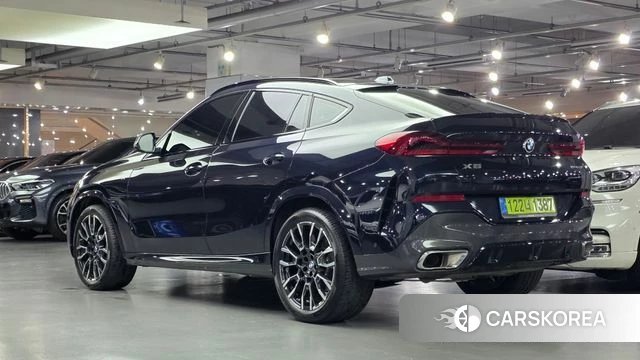 BMW X6 (G06) 2025 Черный из Кореи, фото 4