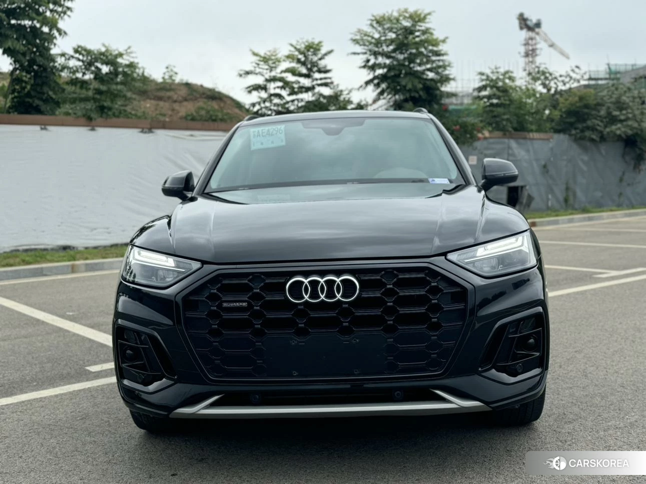 Audi Q5L 2021 Черный из Китая, фото 2