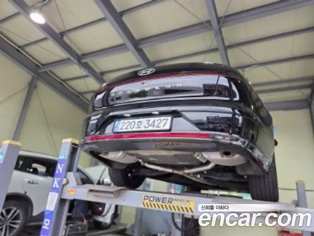 Hyundai Grandeur (GN7) id 2862833 из Кореи 7