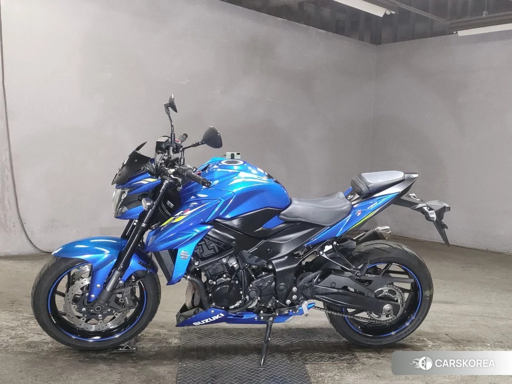 Проданный Suzuki GSX-S750 2019 из Японии