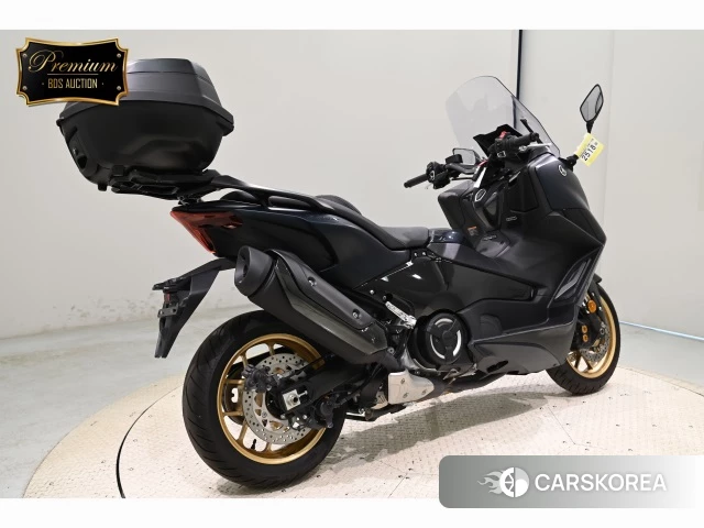 Проданный Yamaha T-MAX 560 TECH MAX 2023 из Японии, фото 2