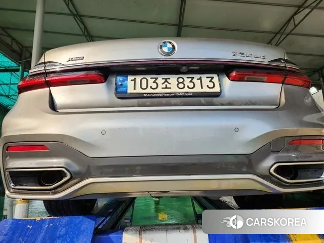 BMW 7 Series (G11) 2021 Серебристо-серый из Кореи, фото 2