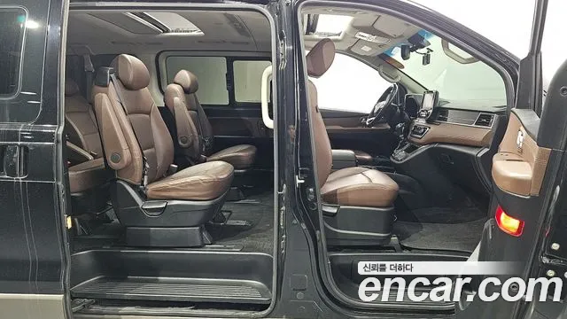 Hyundai The New Grand Starex id 2621470 из Кореи 12