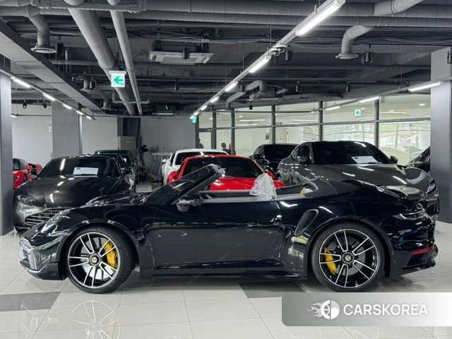 Porsche 911(992) id 4443315 из Кореи 8