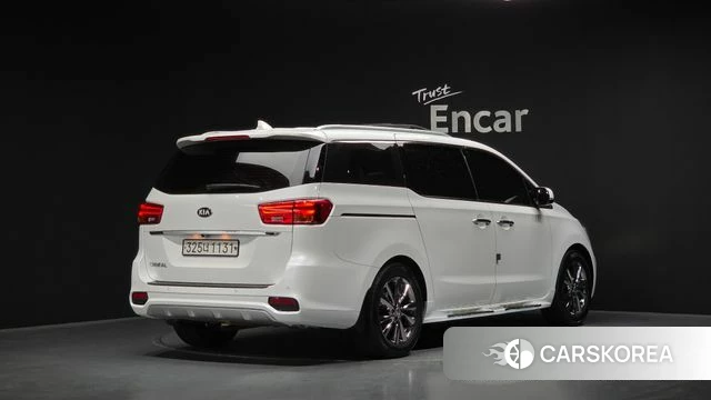 Kia The New Carnival id 4304619 из Кореи 12