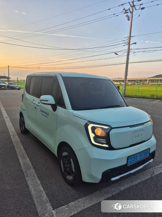 Kia The New Kia Ray EV 2023 Белый из Кореи, фото 4