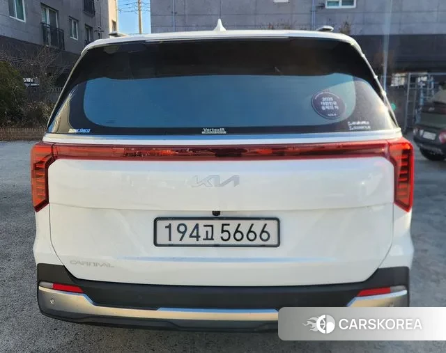 Kia The New Carnival 4th Generation 2025 Белый из Кореи, фото 2