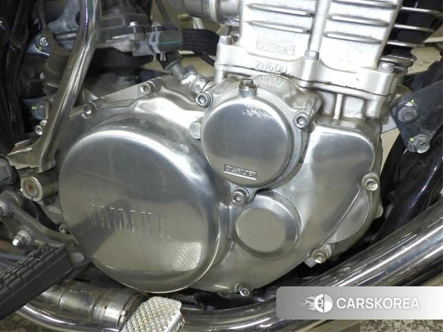 Engine photo