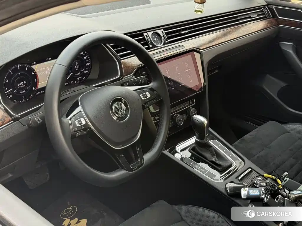 Volkswagen Magotan id 4554047 из Китая 10
