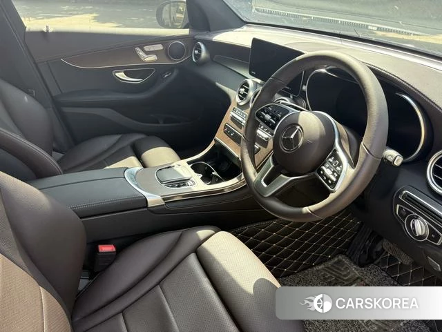 Mercedes-Benz GLC 2022 Черный из Китая, фото 2