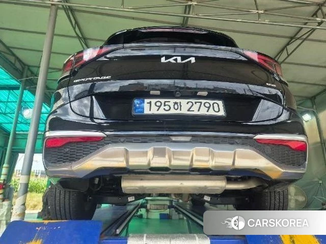 Kia Sportage 5th Generation Hybrid 2024 Черный из Кореи, фото 2