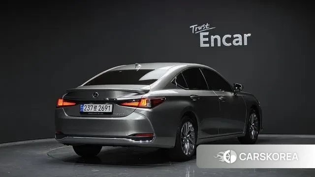 Lexus ES300h 7th generation id 3585606 из Кореи 12